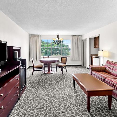 Red Lion Hotel Portland Airport Zewnętrze zdjęcie