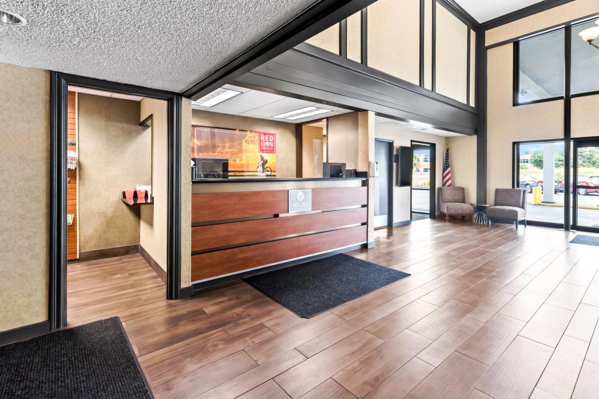 Red Lion Hotel Portland Airport Zewnętrze zdjęcie